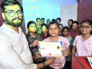 VedantSri Sessional Reward Ceremony Toppers Students Image